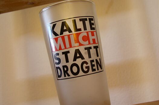 Kalte Milch statt Drogen