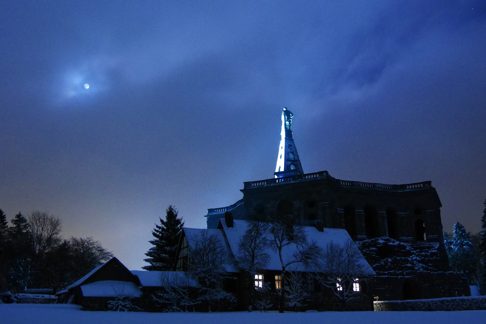 Kalte Winternacht am Herkules