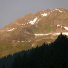Kaltenberghütte in Klösterle mit grauem Himmel