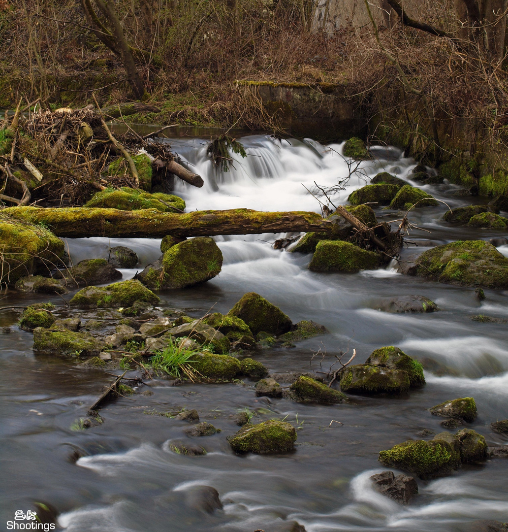 Kaltes , klares Wasser