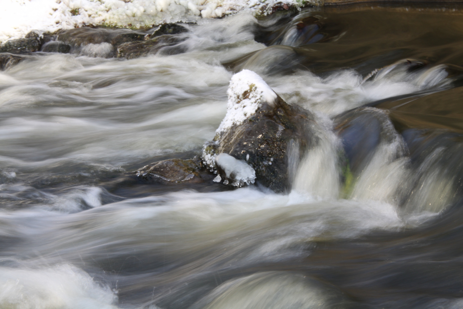 Kaltes weiches Wasser