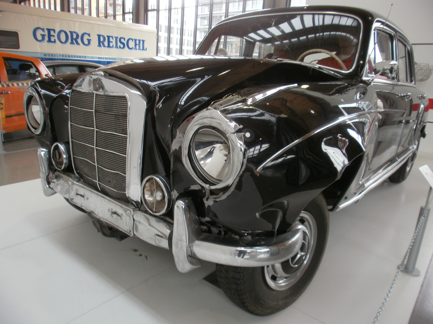 "Kaltverformung" Mercedes 180 Ponton W120