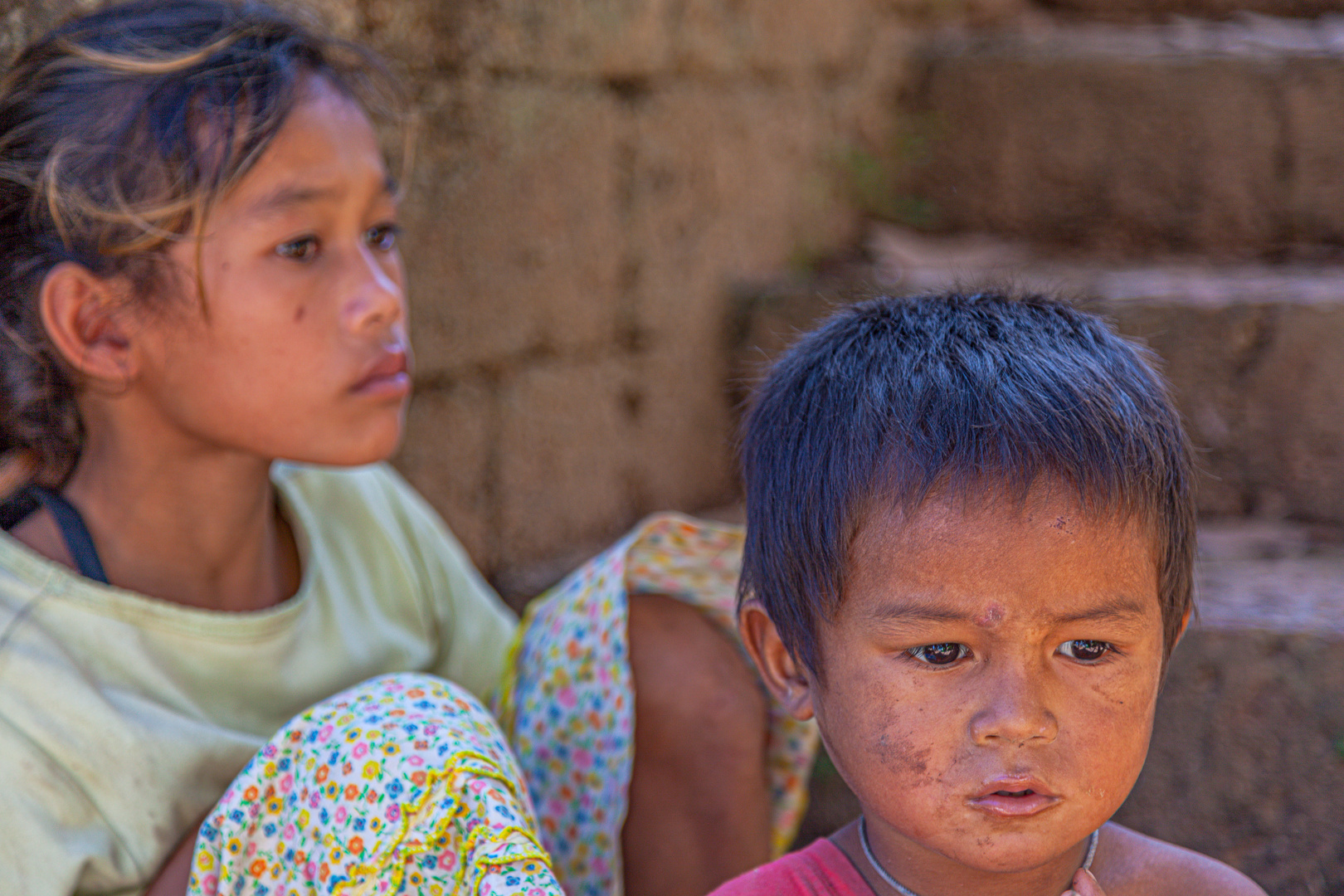 Kambodschanische Kinder bei Angkor Wat