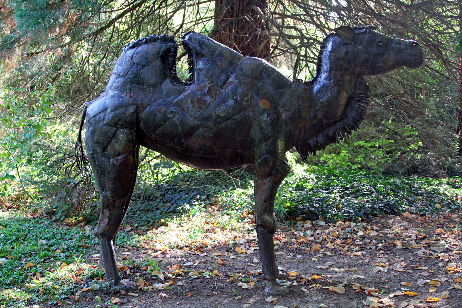 Kamel als Statue im Zoo Heidelberg