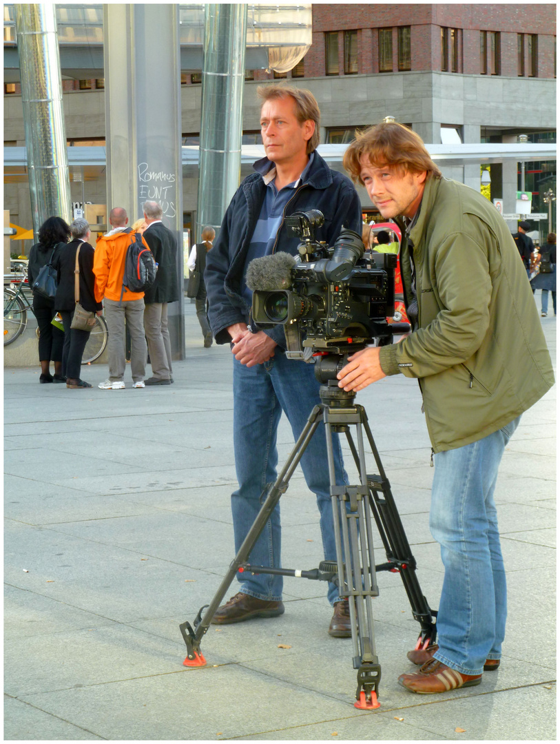 Kamerateam am Potsdamer Plaz