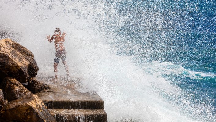Kampf gegen die Welle