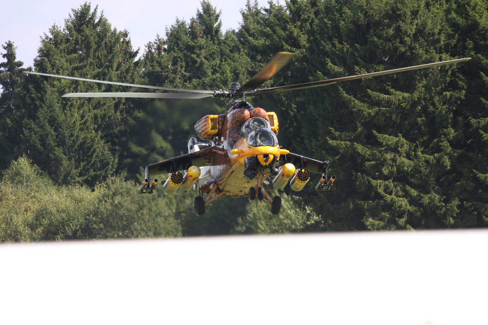 Kampfhubschrauber MI 24 Hind