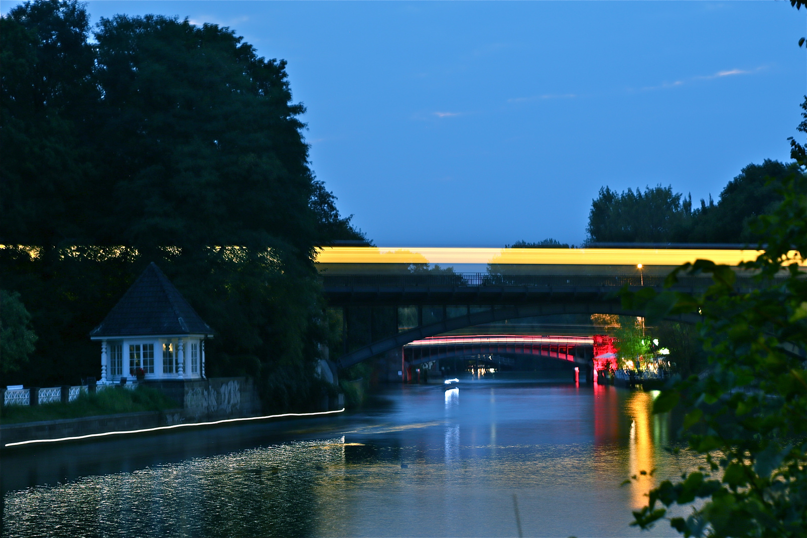 Kanal am Abend