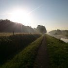 Kanal im Nebel