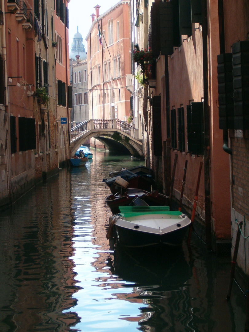 Kanal, irgendwo in Venedig