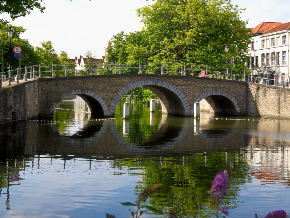 Kanalbrücke zwischen Genthof und Carmersstraat
