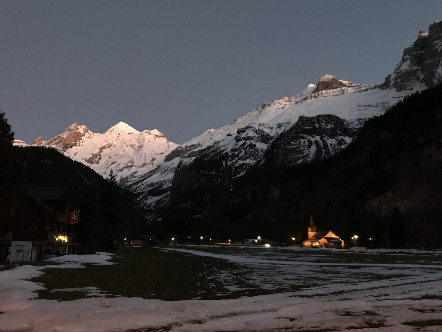 Kandersteg und Blüemlisalp