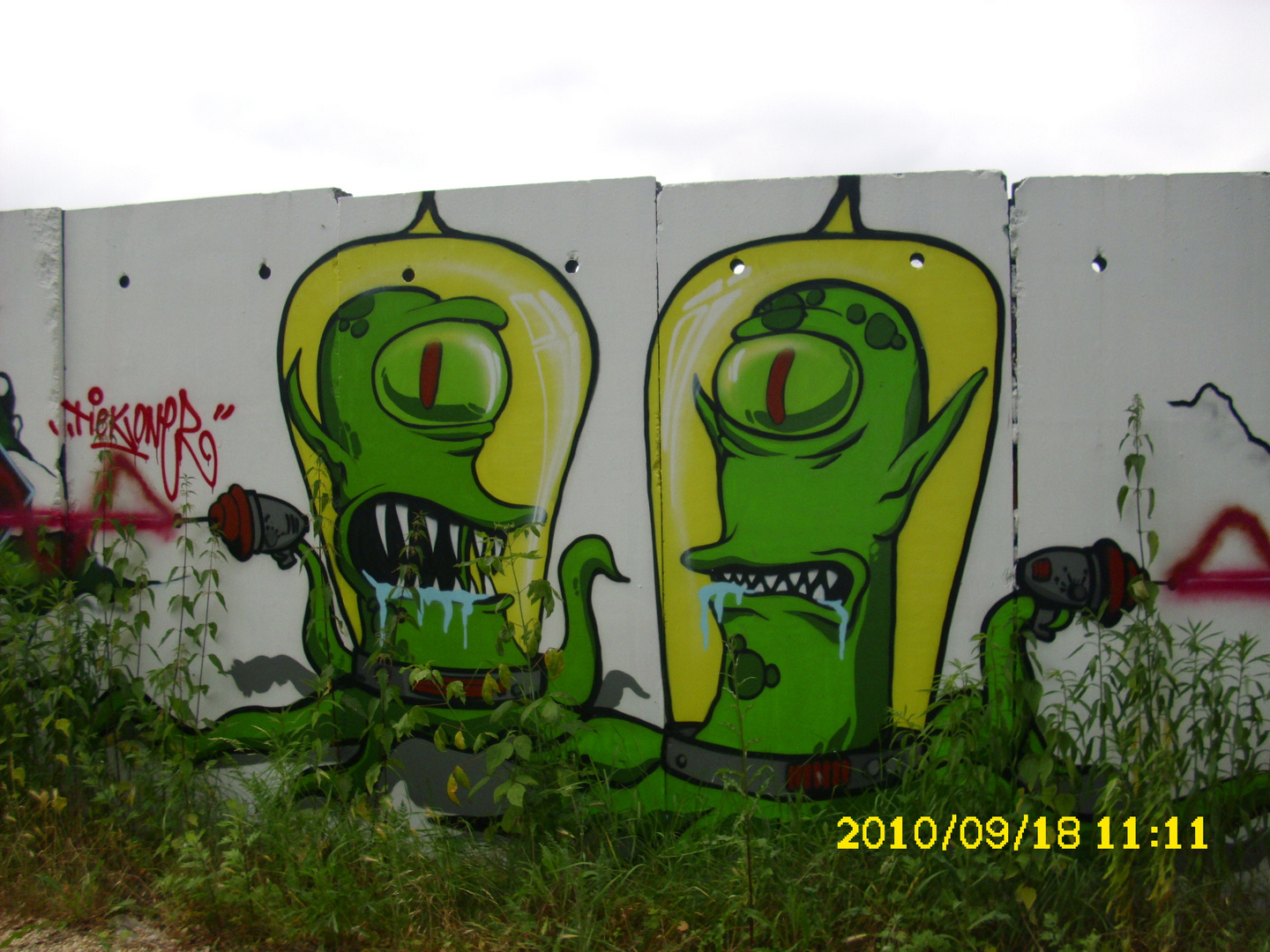 Kang & Kodos greifen Berlin an!