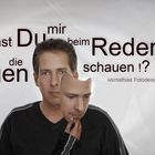 Kannst Du mir beim Reden in die Augen schauen !?