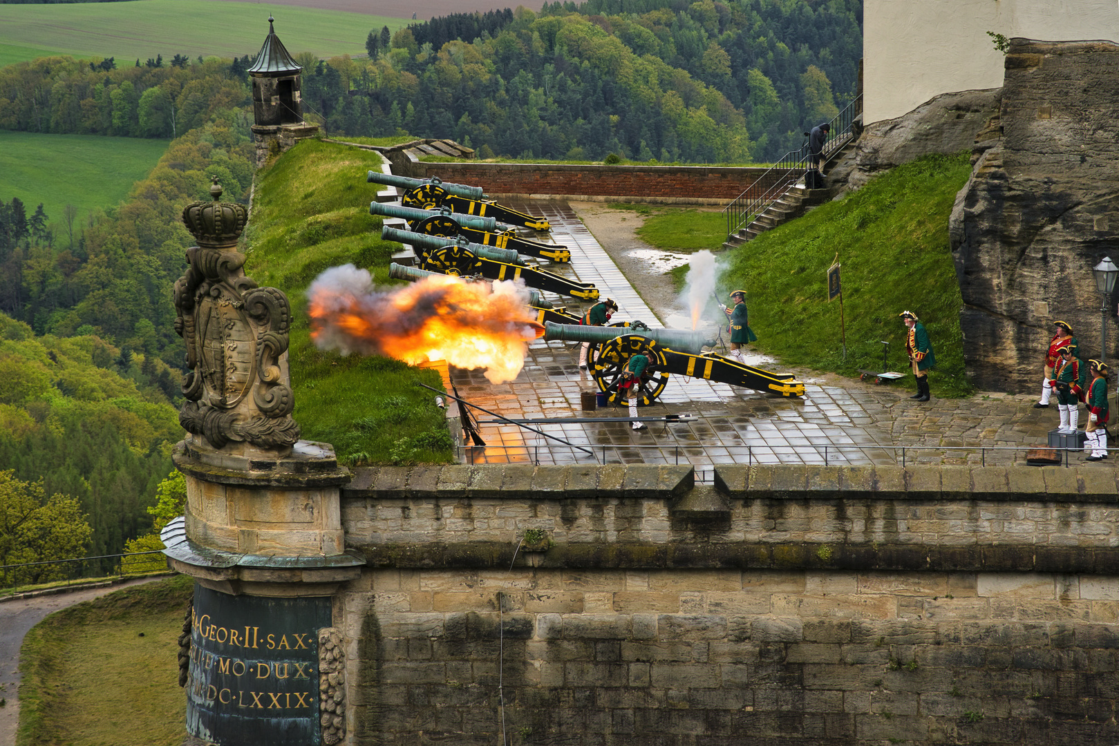 Kanonenfeuer auf Festung Königstein