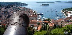 KANONENROHR PERSPEKTIVE-HVAR