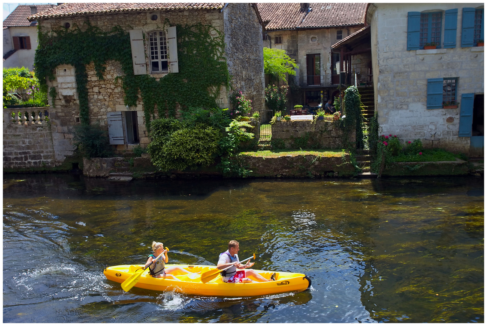 Kanufahrt durch Brantôme