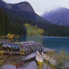 Kanus am Emerald Lake, Canada