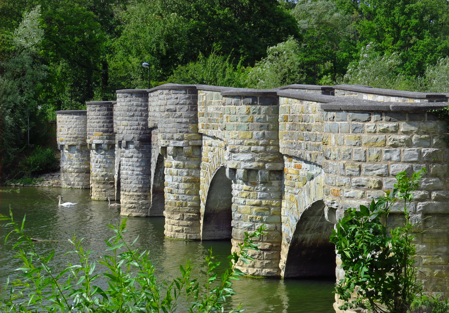 Kanzelbrücke im Möhnesee