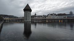 Kapellbrücke kurz vor der blauen Stunde