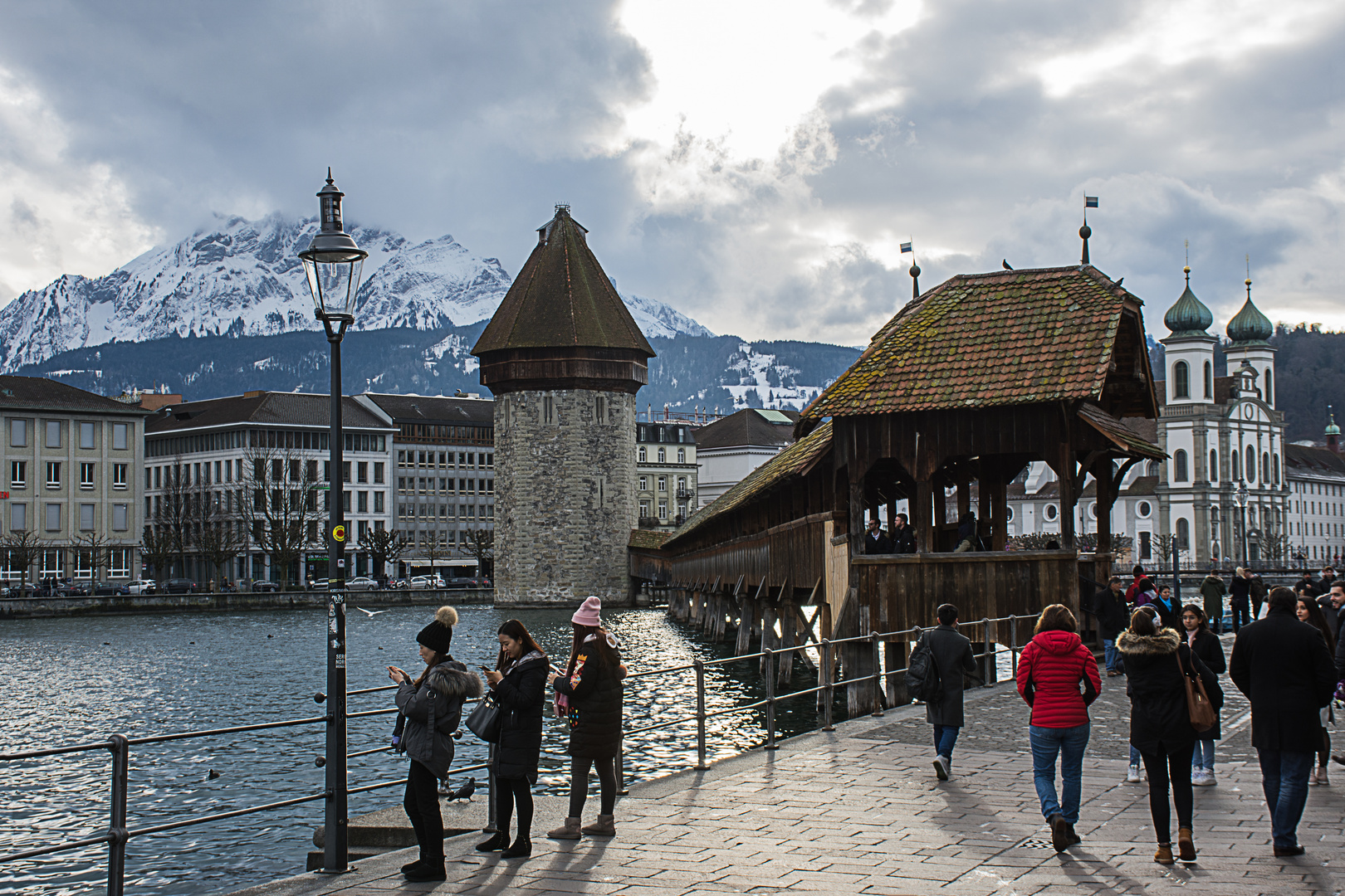  Kapellbrücke mit Wasserturm