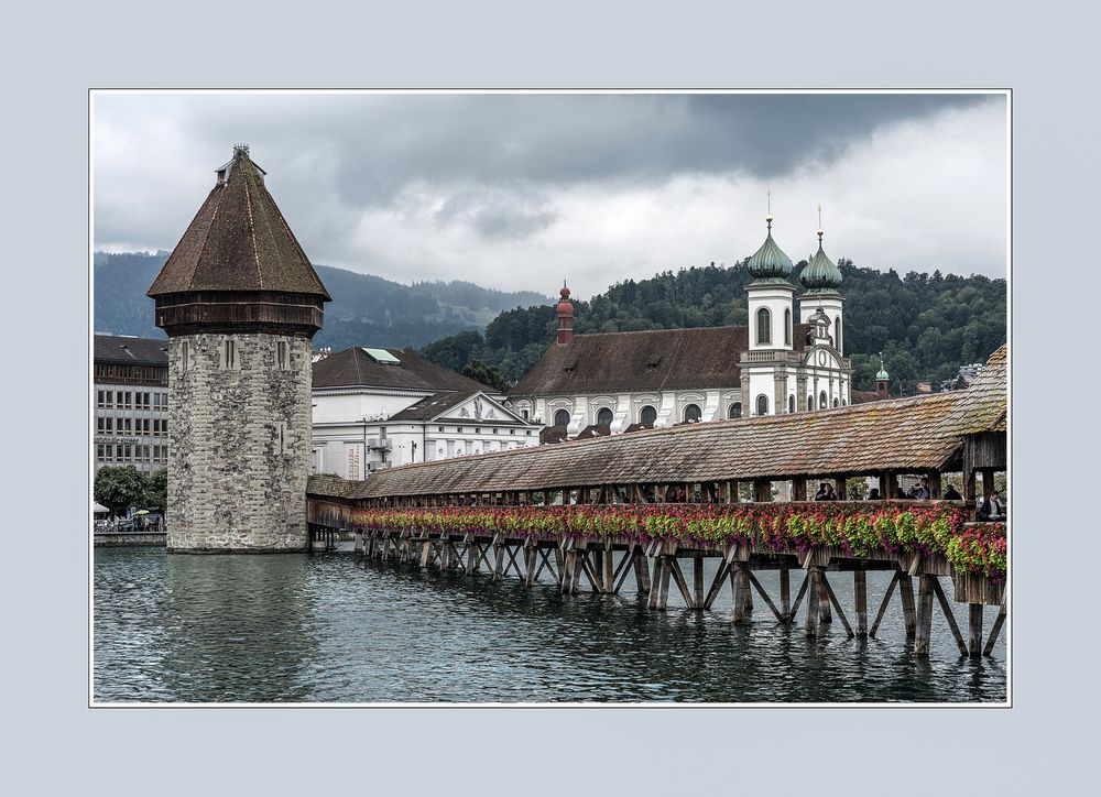 Kapellbrücke und Wasserturm