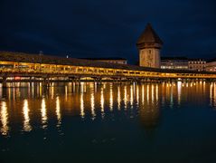 Kapellbrücke@night