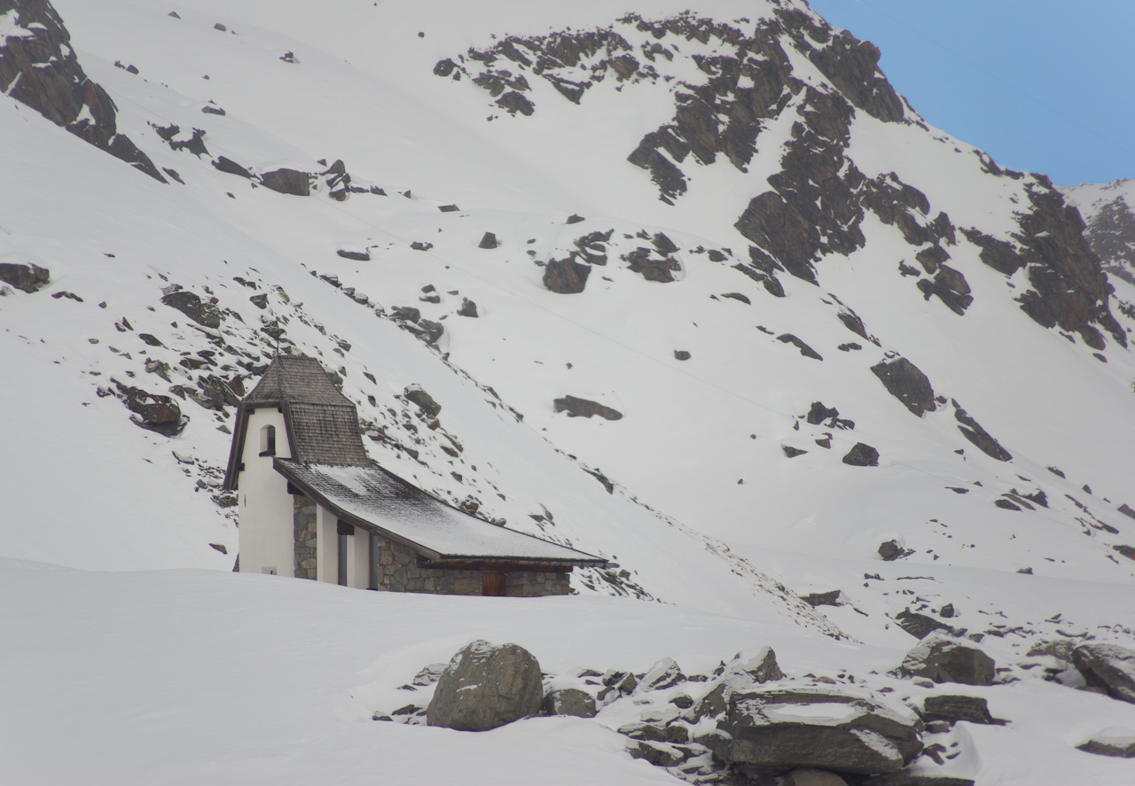 Kapelle am Rettenbachgletscher in Sölden