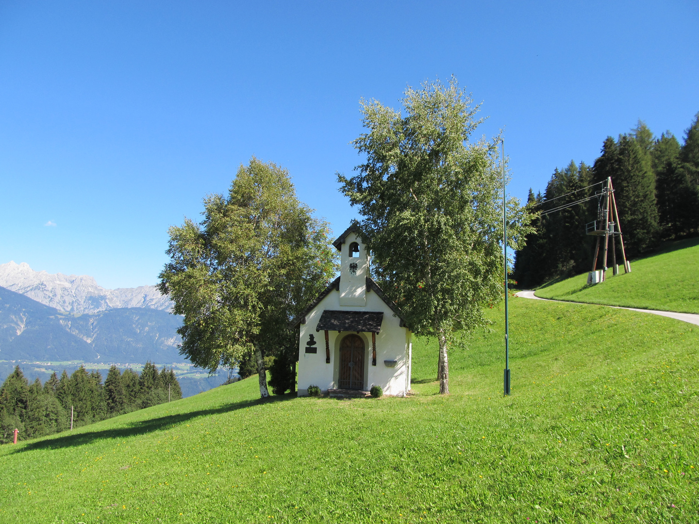 Kapelle auf dem Weg zum Largoz in den Tuxer Alpen