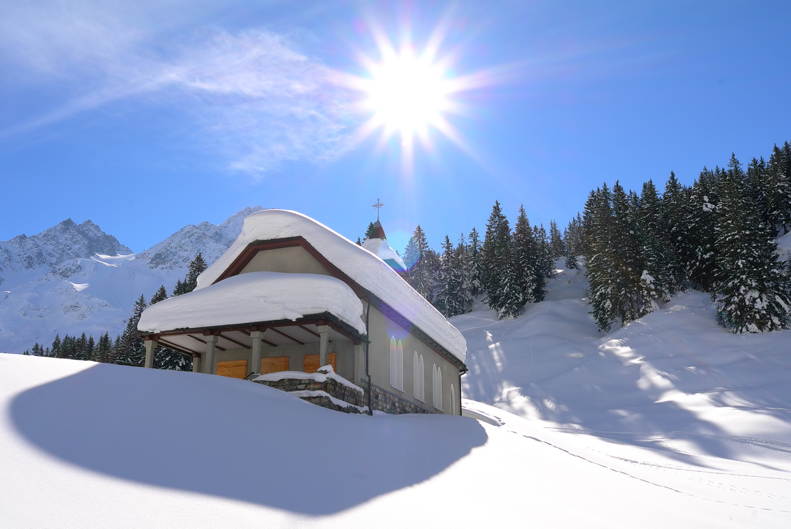 Kapelle auf Golzern Maderanertal