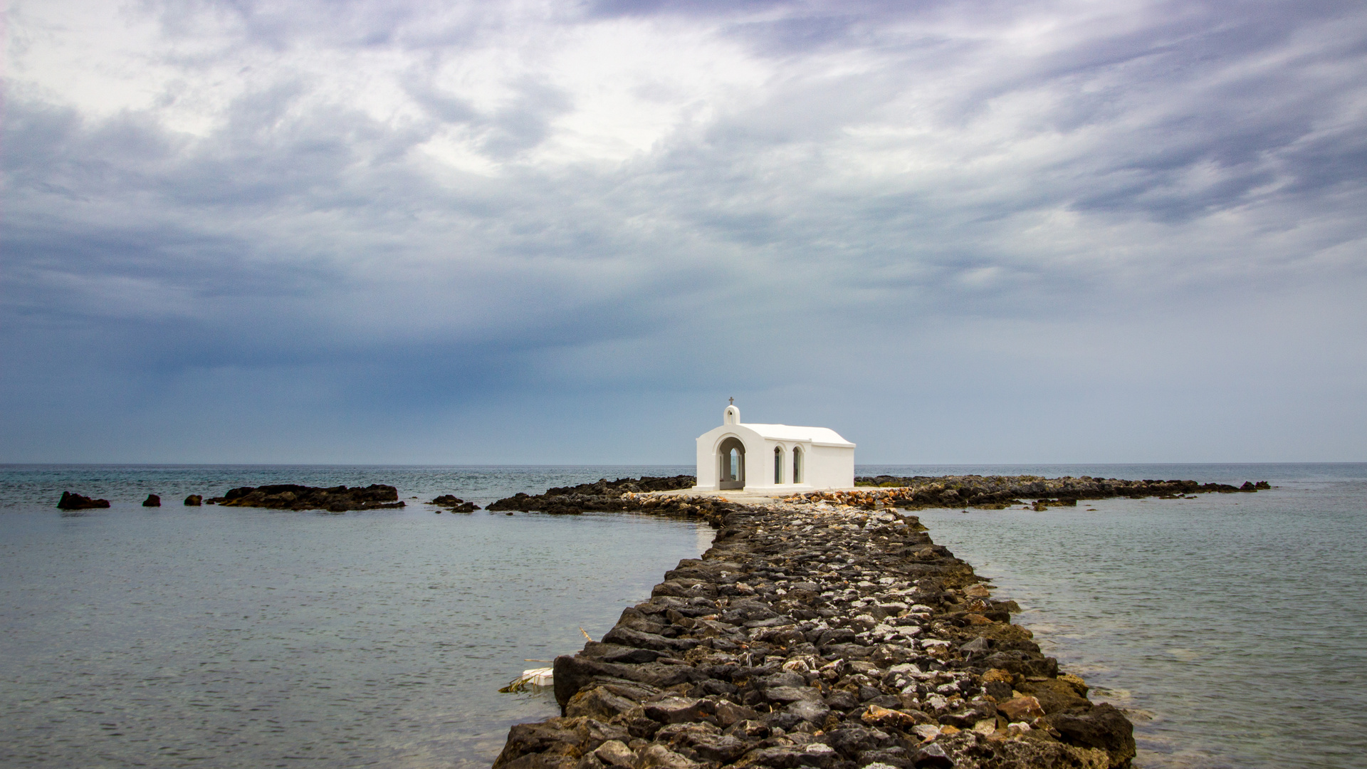 Kapelle im Meer