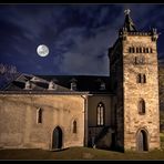 Kapelle im Mondlicht