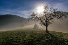 Kapelle im Nebel 