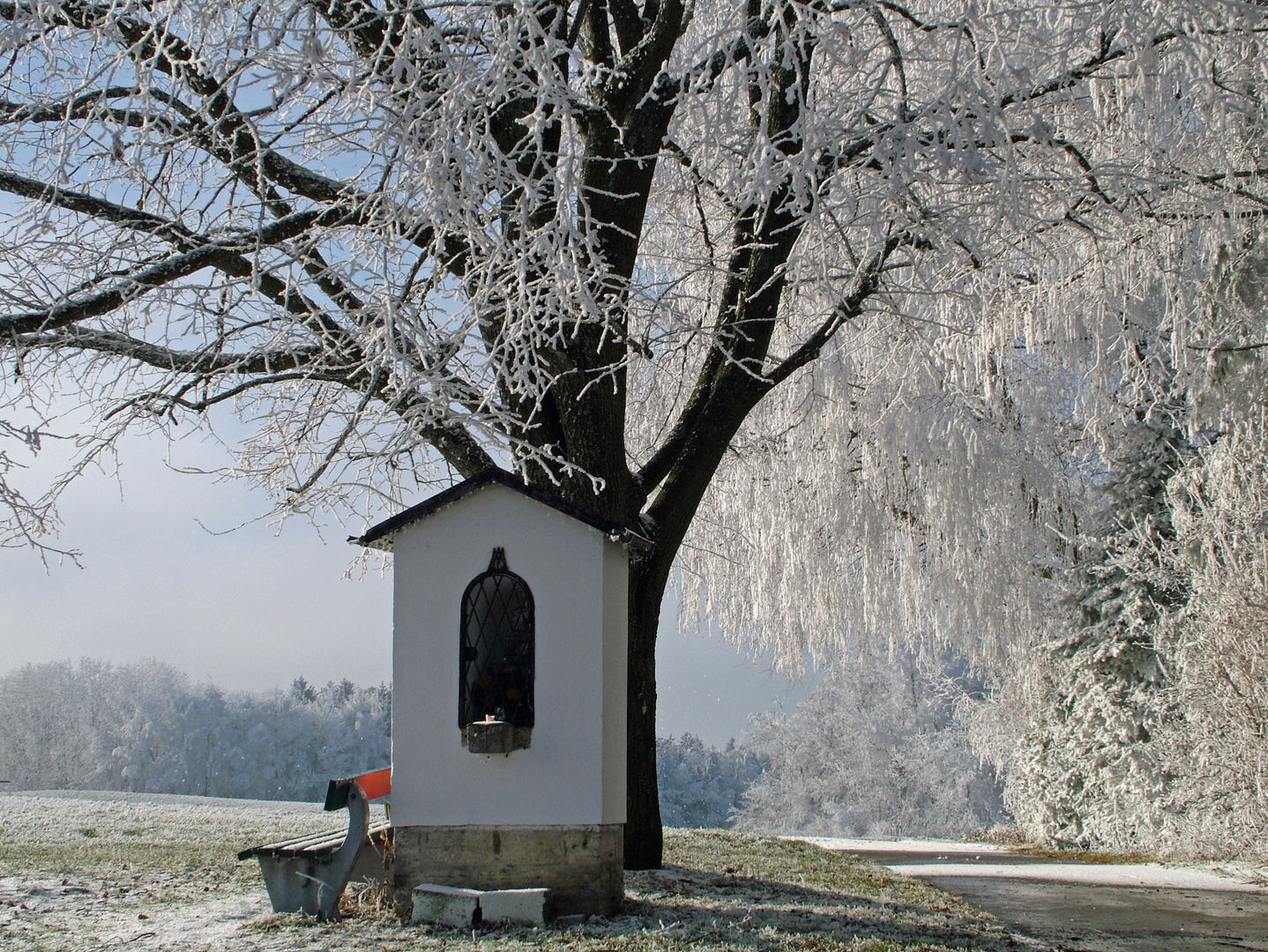 Kapelle im Raureif