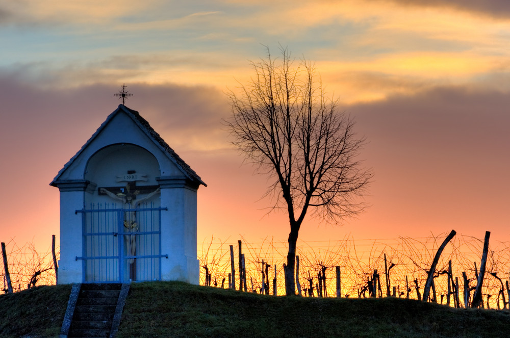 Kapelle in Abendstimmung