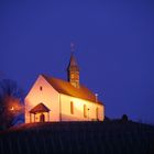 Kapelle in der Abenddämmerung