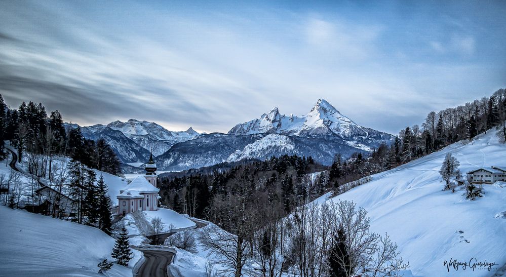 Kapelle Maria Gern mit Blick auf den Watzmann