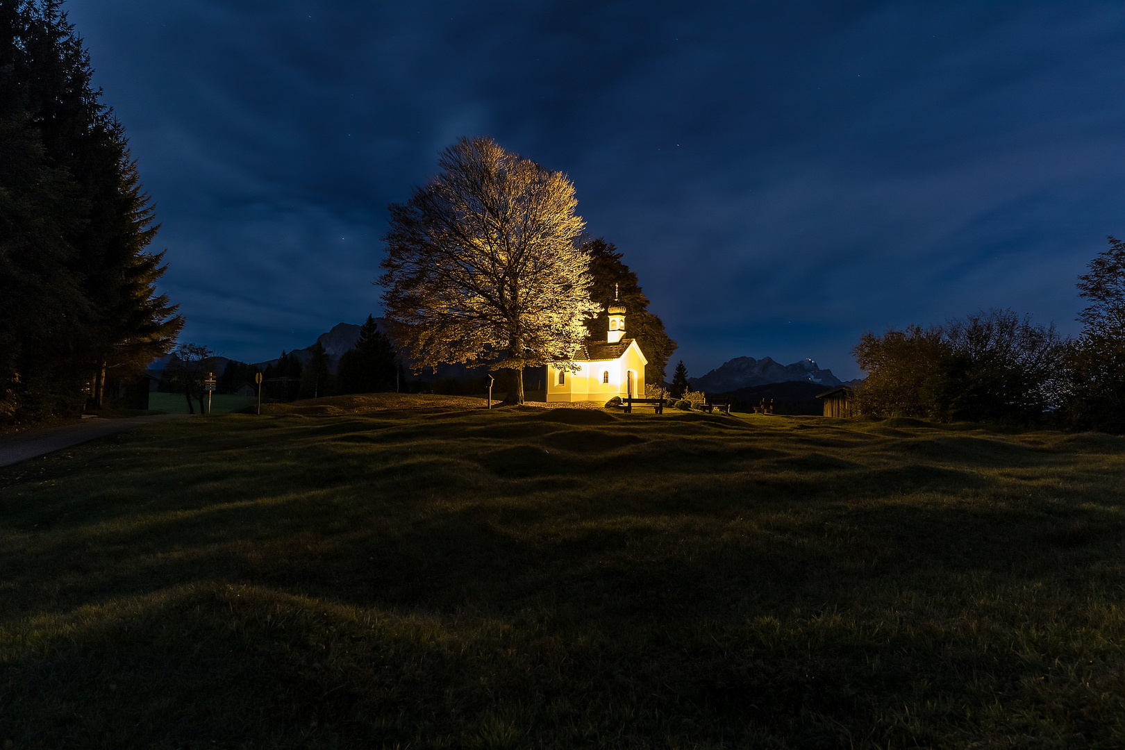 Kapelle Maria Rast im letzten Licht