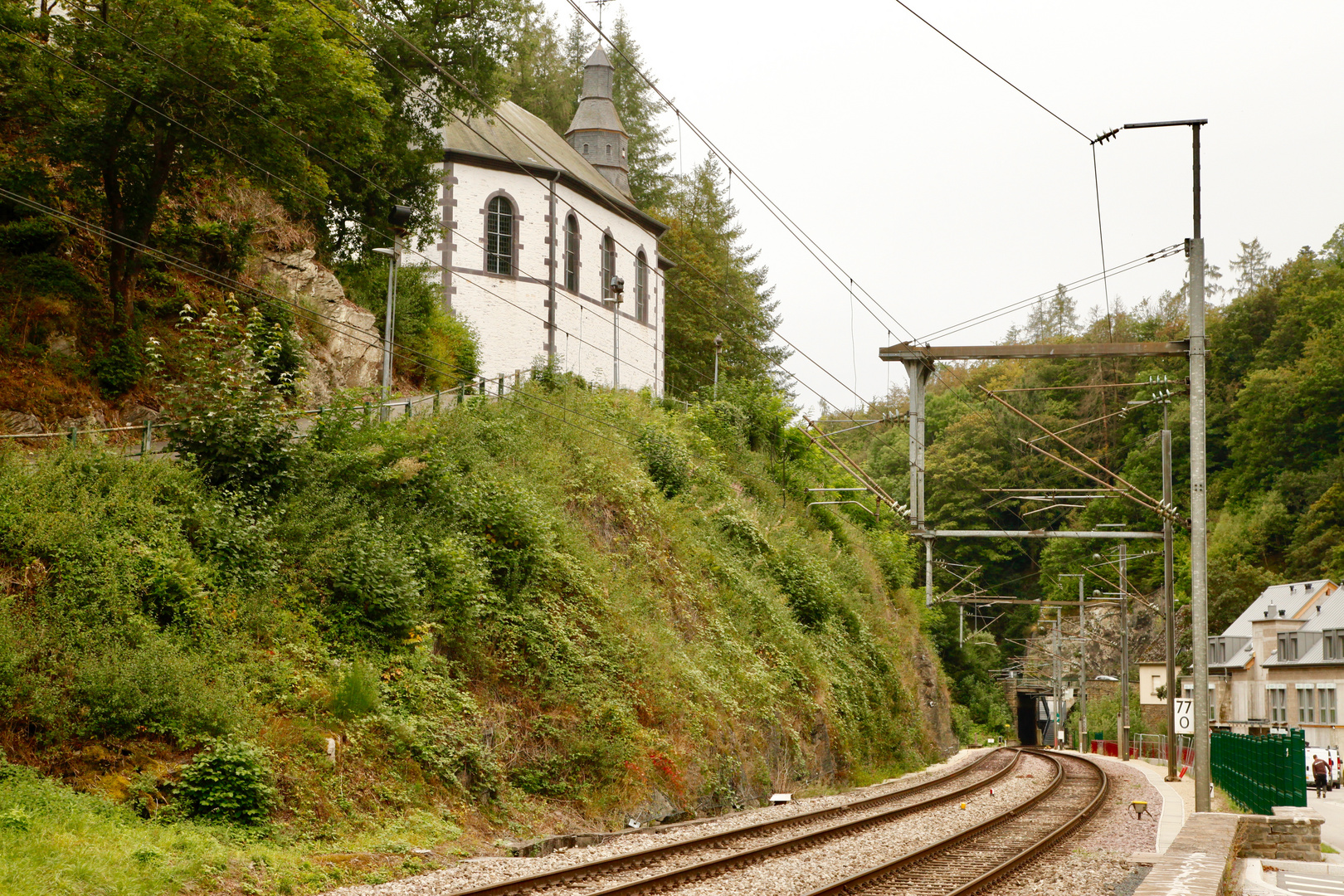 Kapelle mit IC-Anschluss