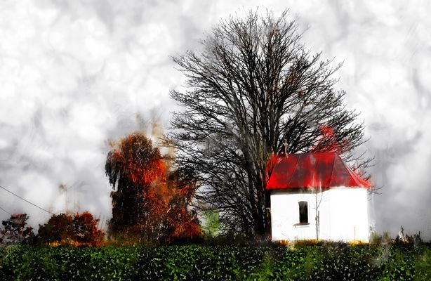 Kapelle mit rotem Dach