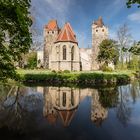 KAPELLE UND ZWEI WEHRTÜRME IM SCHLOSSPARK POTTENDORF NIEDERÖSTERREICH