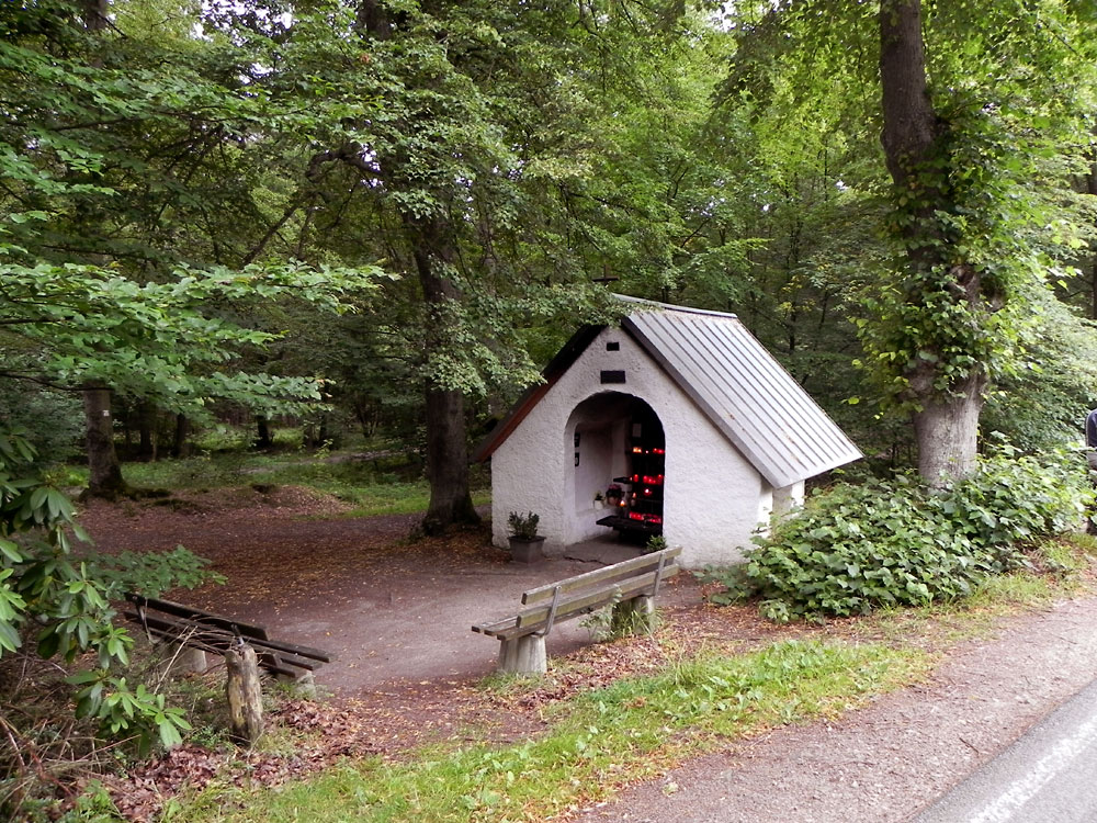 Kapelle zum "Decke Tönnes" bei Bad Münstereifel