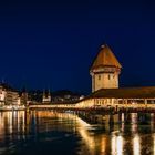 Kapellenbrücke bei Nacht