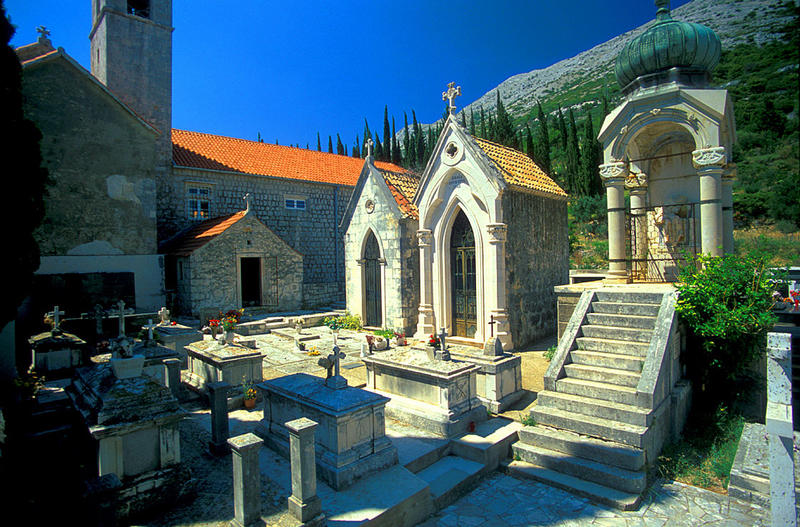 Kapitänsfriedhof über Orebic am Kapuzienerkloster