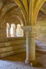 Kapitelsaal beim Kreuzgang der Abtei Thoronet