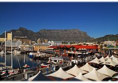 Kapstadt - Waterfront mit dem Tafelberg im Hintergrund