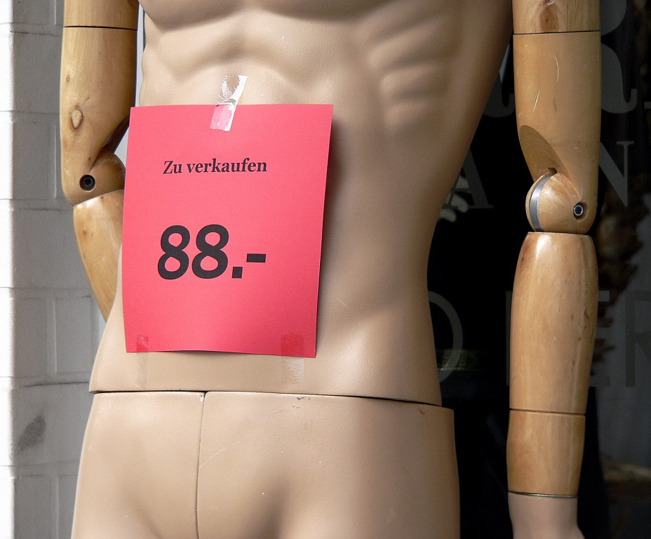 kaputt figur im angebot