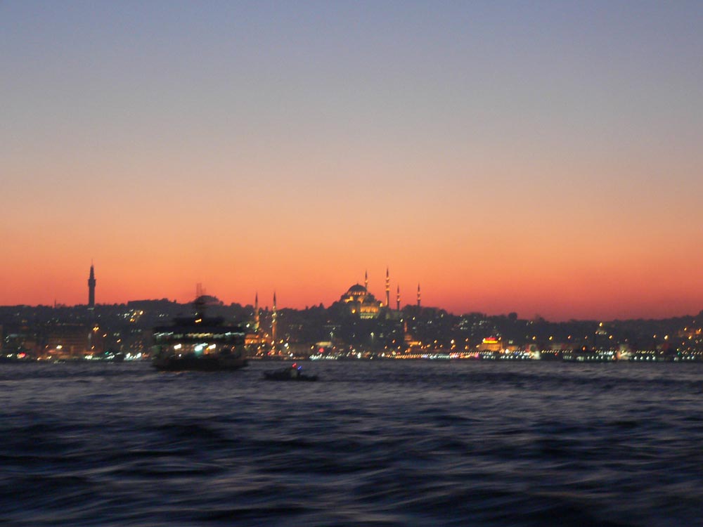 Karakoy bridge & Suleymaniye mosque's silhouette