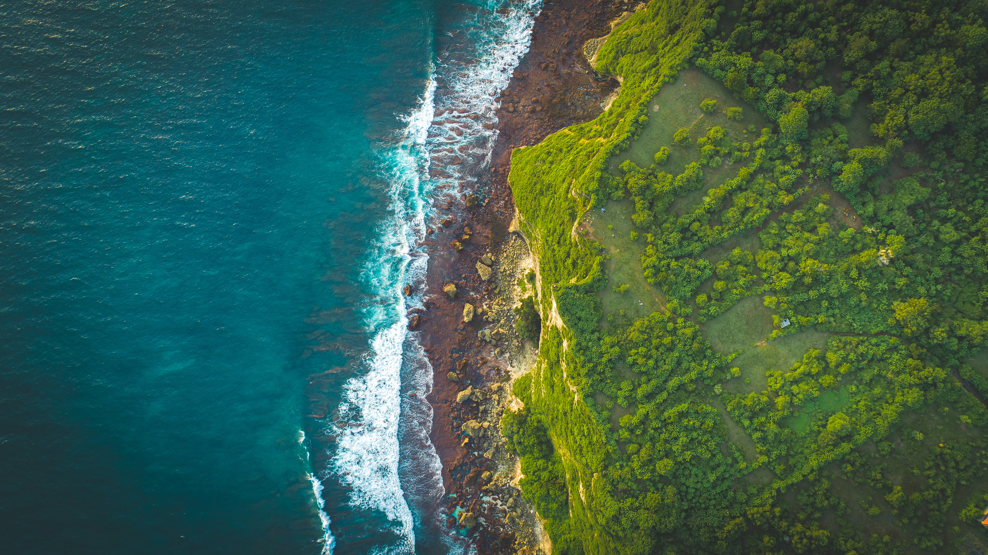 Karang Boma Cliff, Bali