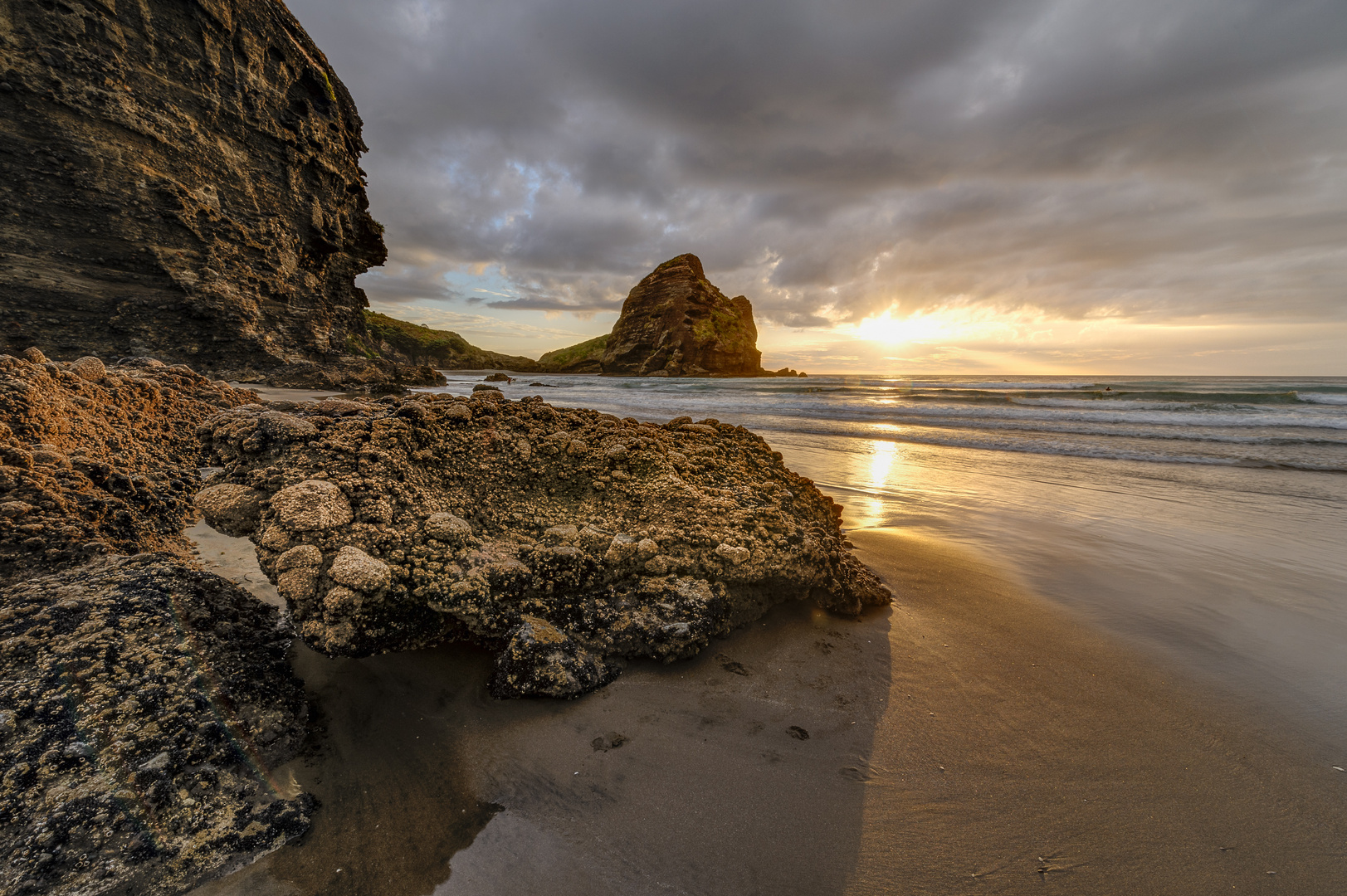 Karekare Beach